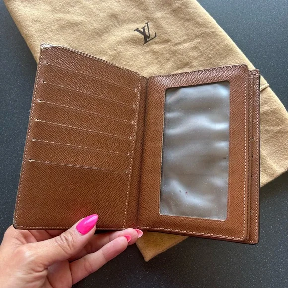 Louis Vuitton Monogram Black and Brown Card Holder - Picture 4 of 6